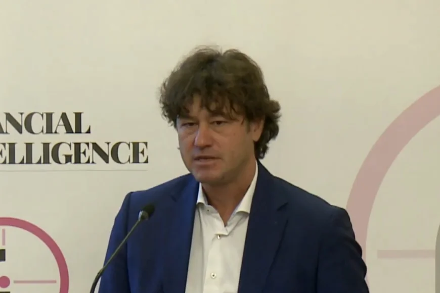 România se așteaptă la o creștere a necesarului brut de finanțare în 2026, dar vizează reducerea emisiunilor de Eurobonduri prin prefinanțare și fonduri UE